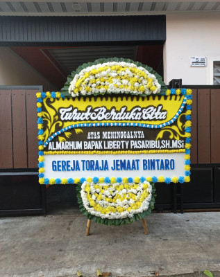 Papan Bunga Duka di Tembesi